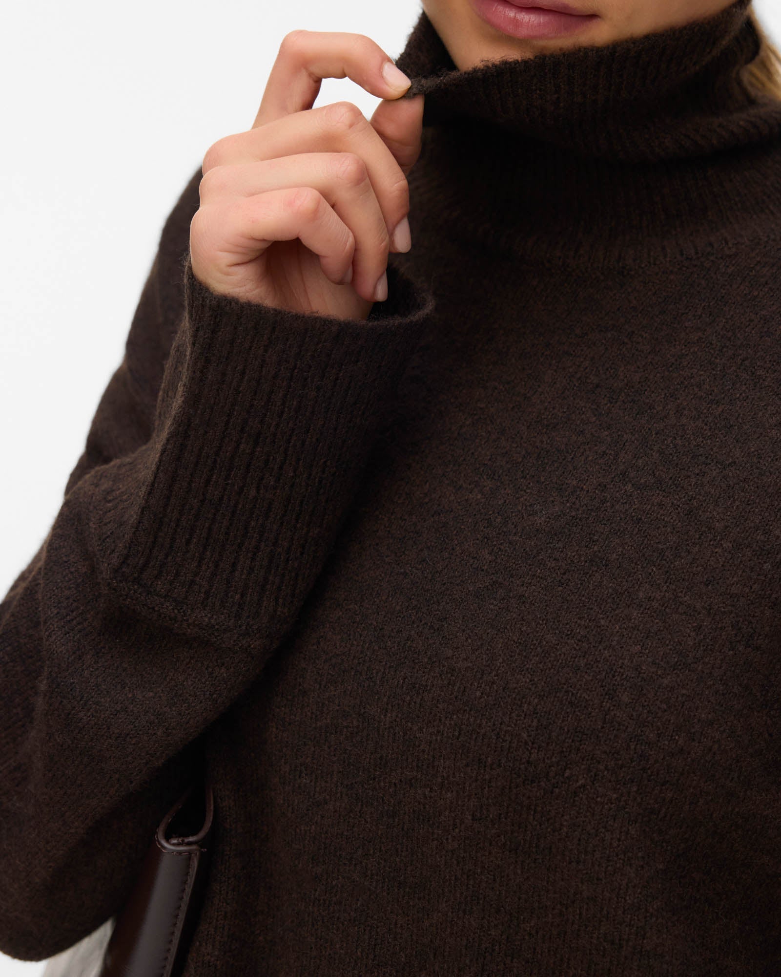 VMAQUARIUS ROLLERNECK PULLOVER